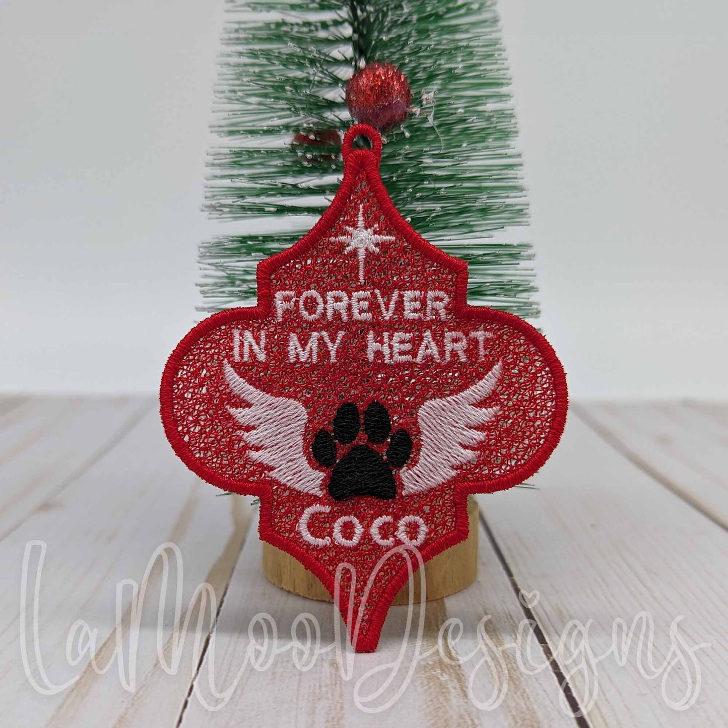 Freestanding Lace Arabesque Ornament Forever in my Heart Pet Embroidery Design - Christmas Embroidery Design